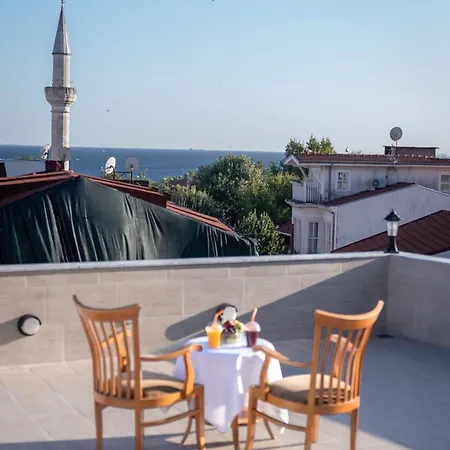 Basileus Hotell 3*